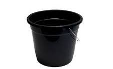 BALDE PLASTICO PRETO